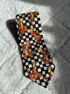 Disney | Vintage 90's Checkered Tigger Tie From Winnie The Pooh